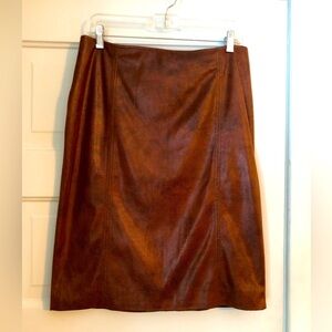 Chicos Reptile Print Pencil Skirt Snakeskin Size 0.5 Mahogany Brown EUC!